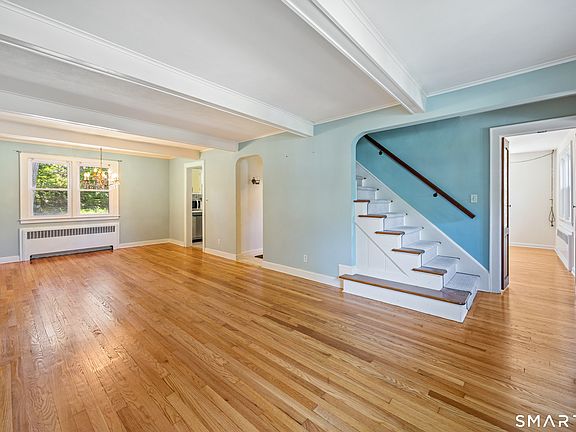 5th image of 39 Central Avenue