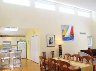 171 Talmage Farm Ln, East Hampton, NY 11937