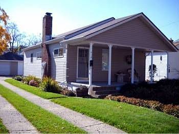 1st image of 418 Parkovash Ave