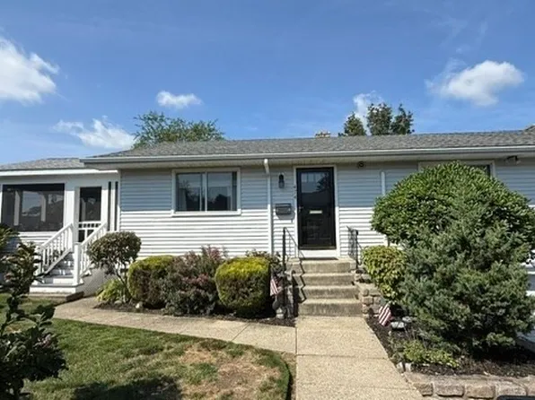 474 Parker St #5, New Bedford, MA 02740