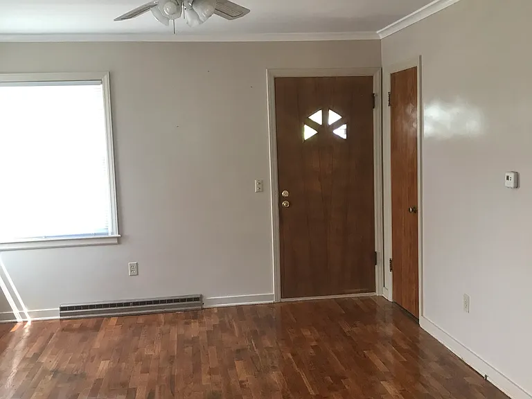 2611 Morgan St — Photo 4