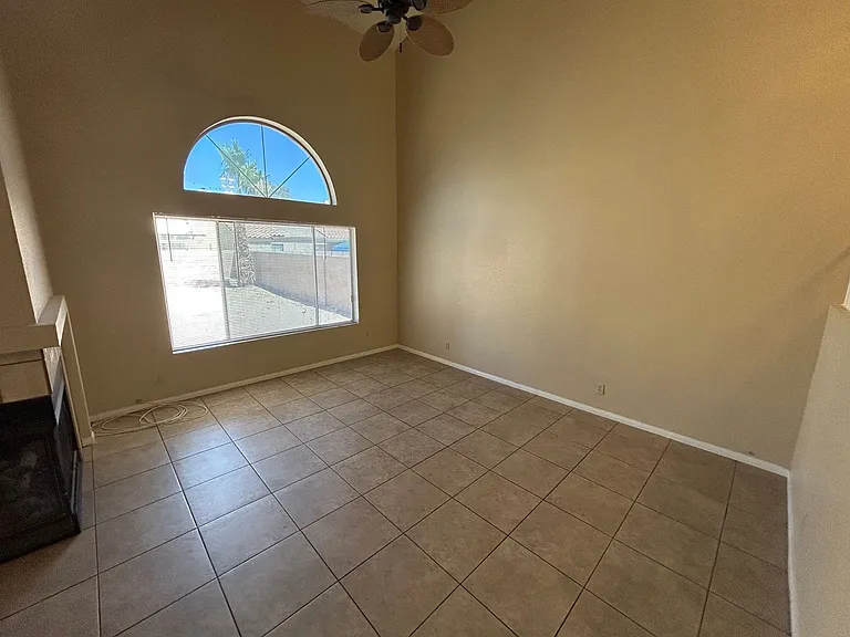 2806 Rungsted St — Photo 2