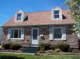 84 Milsom Ave, Cheektowaga, NY 14227