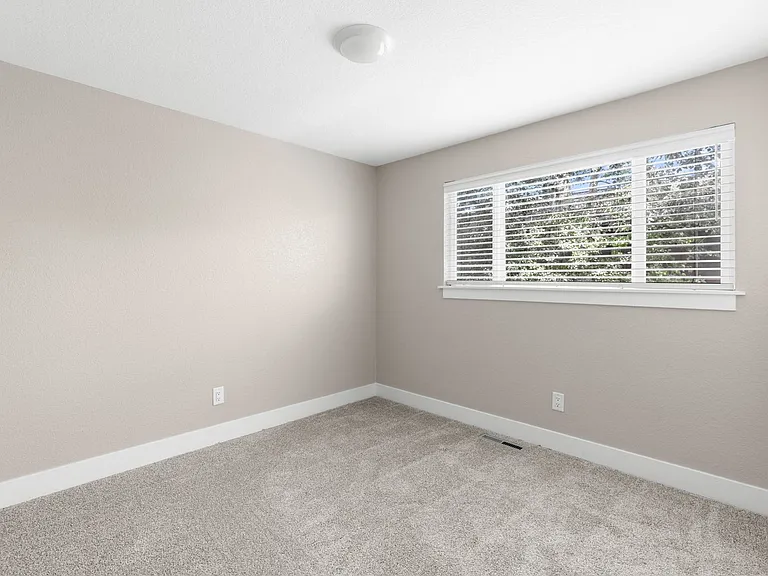 1602 Garfield Ave #2 — Photo 9