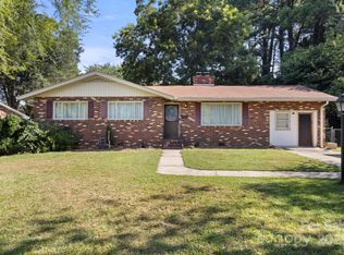 1521 W Colonial Dr, Salisbury, NC 28144