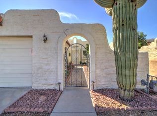 294 E Via Terrenal, Green Valley, AZ 85614