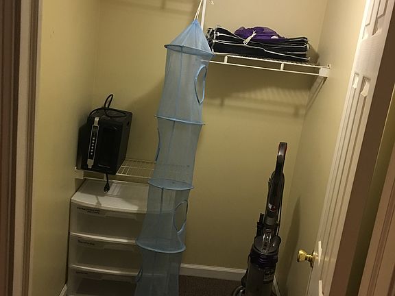 Walk in - lower level 
