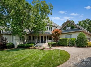 8813 Covey Rise Ct, Charlotte, NC 28226