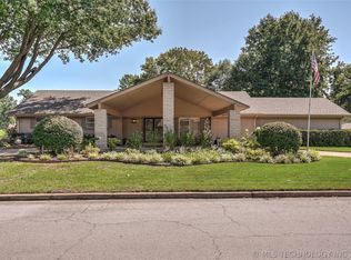 8305 Meadowood Ave, Broken Arrow, OK 74011