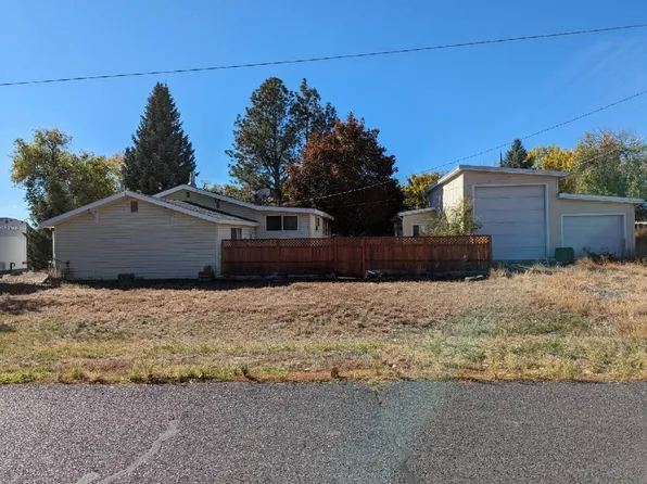 104 S Milwaukie Ave, Hines, OR 97738