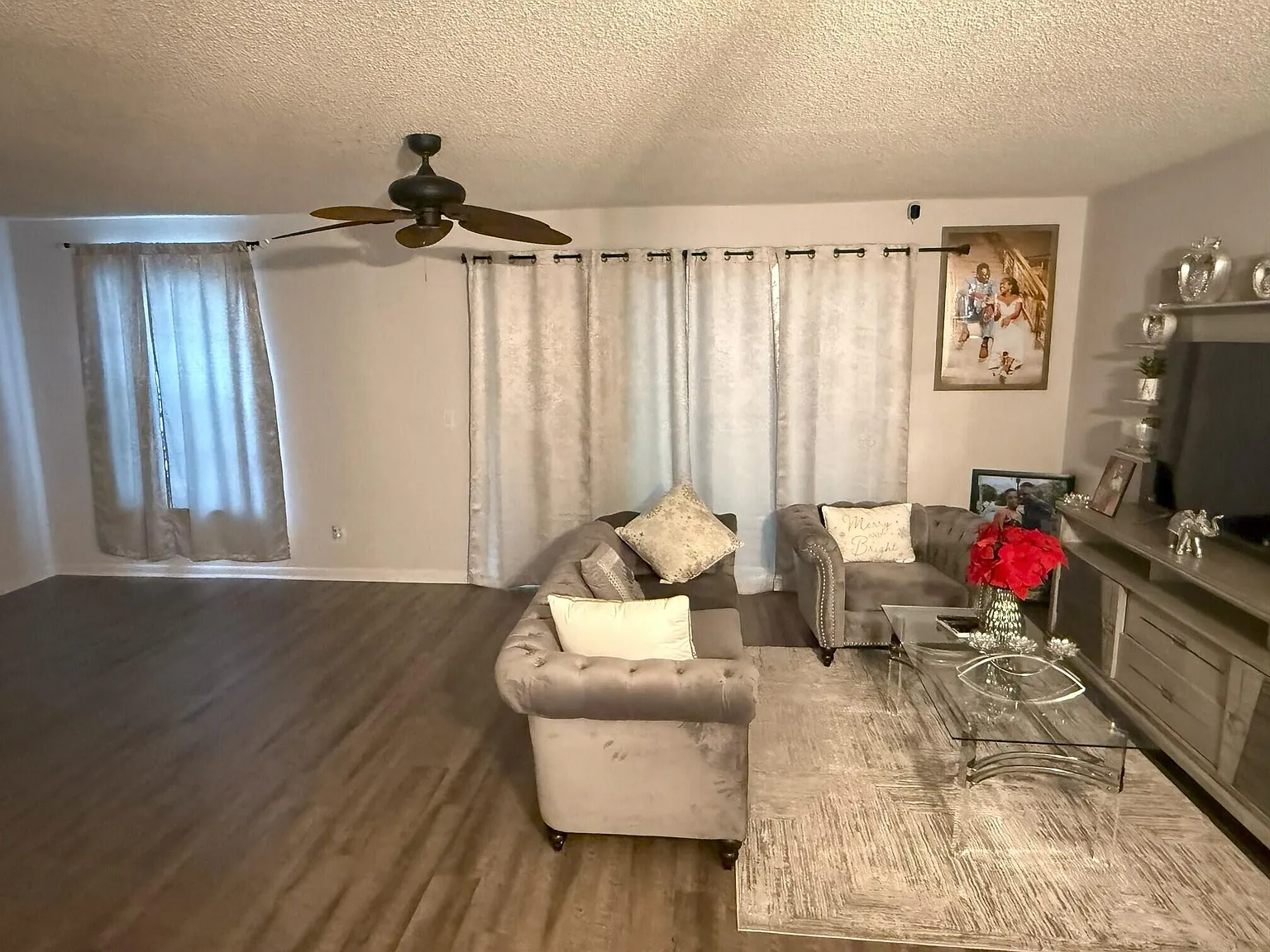 1 bed, 2.0 bath, 924 sqft, $1,875 — Photo 4