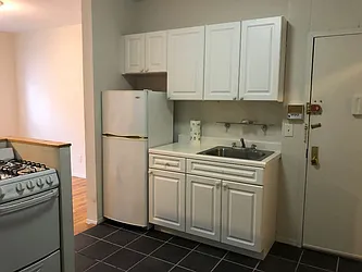 Rented by Best Apartments North Inc