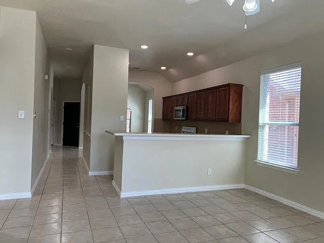 2012 Hopkins Dr — Photo 15