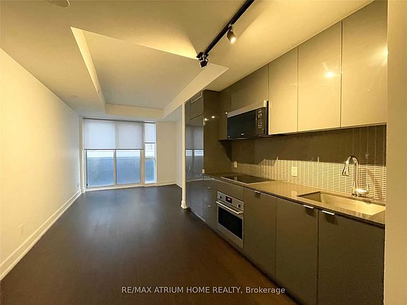2nd image of 7 Grenville St #508