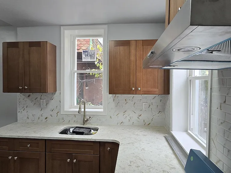 1411 W Loudon St — Photo 20