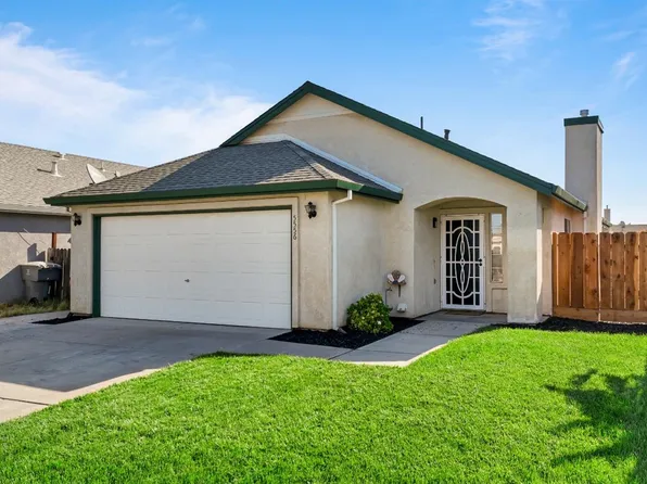 5556 Greenoaks Dr, Riverbank, CA 95367