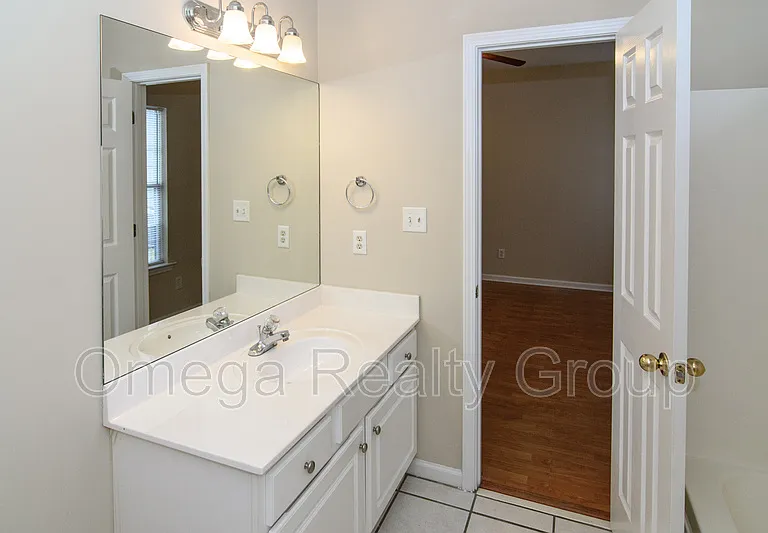 1030 Lexington Dr — Photo 19