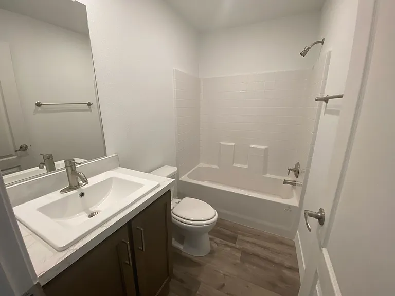 3601 E Wyoming Ave #219 — Photo 8