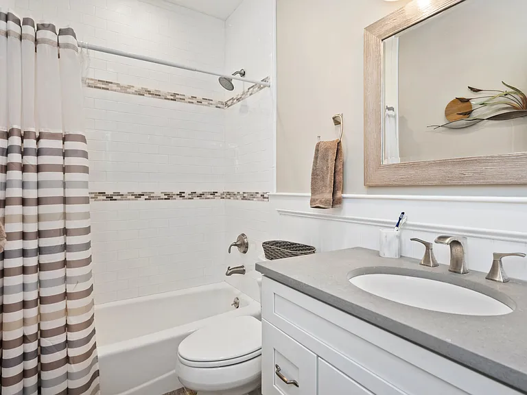 380 Homestead Way — Photo 20