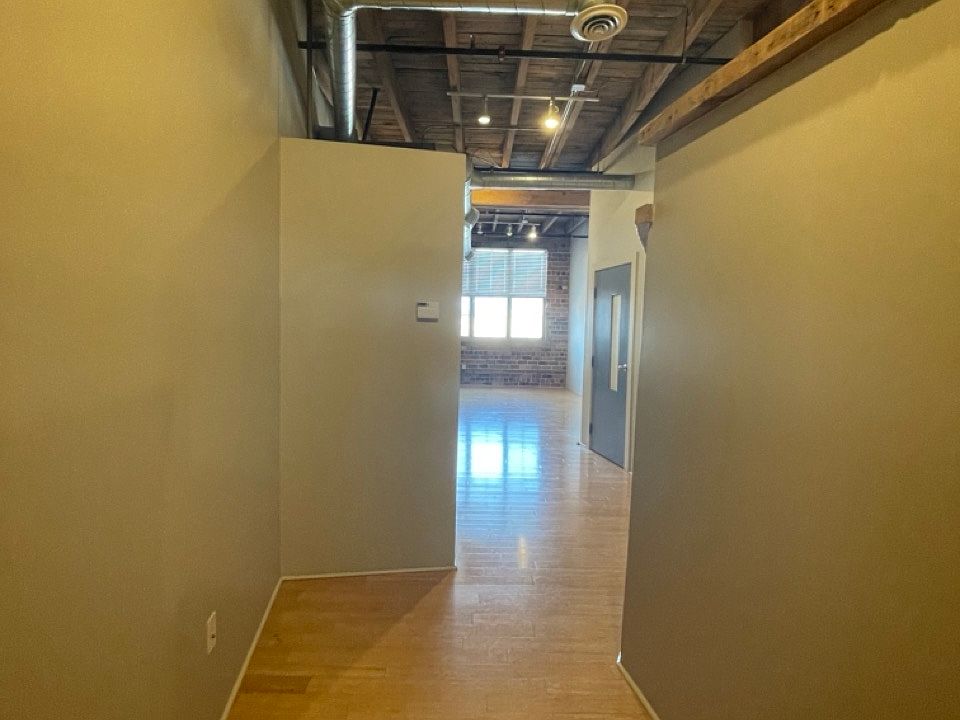 Photo of similar unit. Please note that colors, finishes, and fixtures may vary.