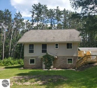 11035 S 45th Rd, Cadillac, MI, 49601