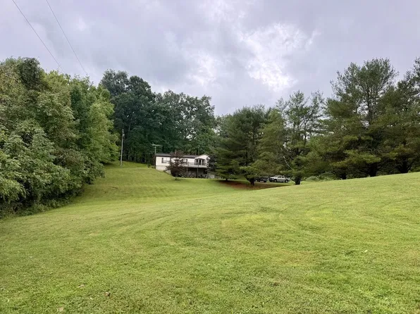 1082 True Hollow Rd, Chillicothe, OH 45601