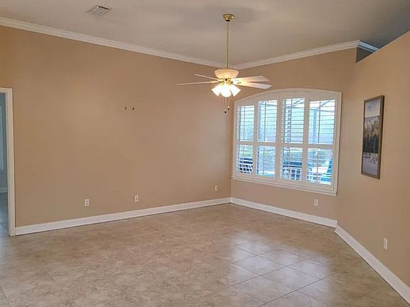 3rd image of 12875 Winged Elm Dr N