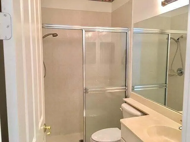 121 Tuscany Dr — Photo 14