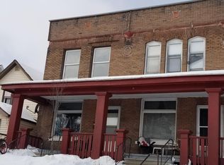 2015 W 3rd St, Duluth, MN 55806