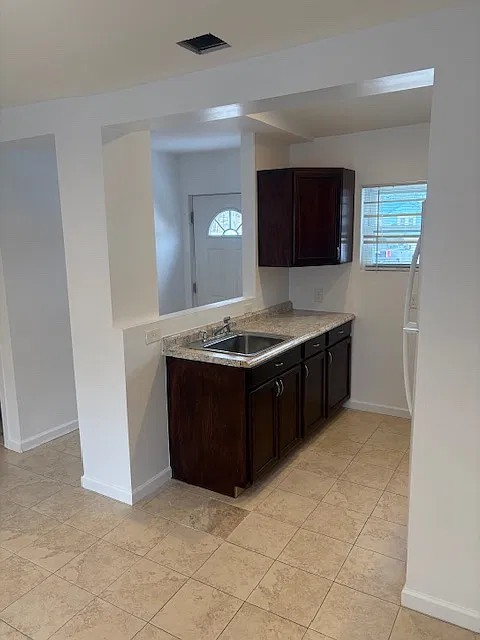 1 bed, 500 sqft, $1,450 — Photo 3