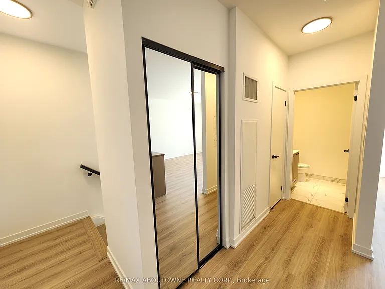 20 Lagerfeld Dr #12 — Photo 5