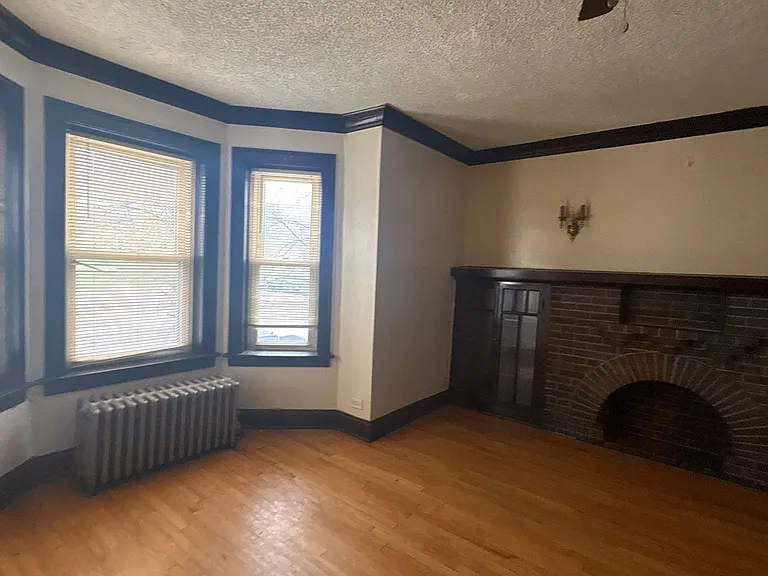 7444 S Langley Ave #1S — Photo 6