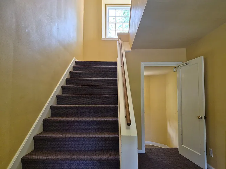 Broadmoor Manor — Photo 54