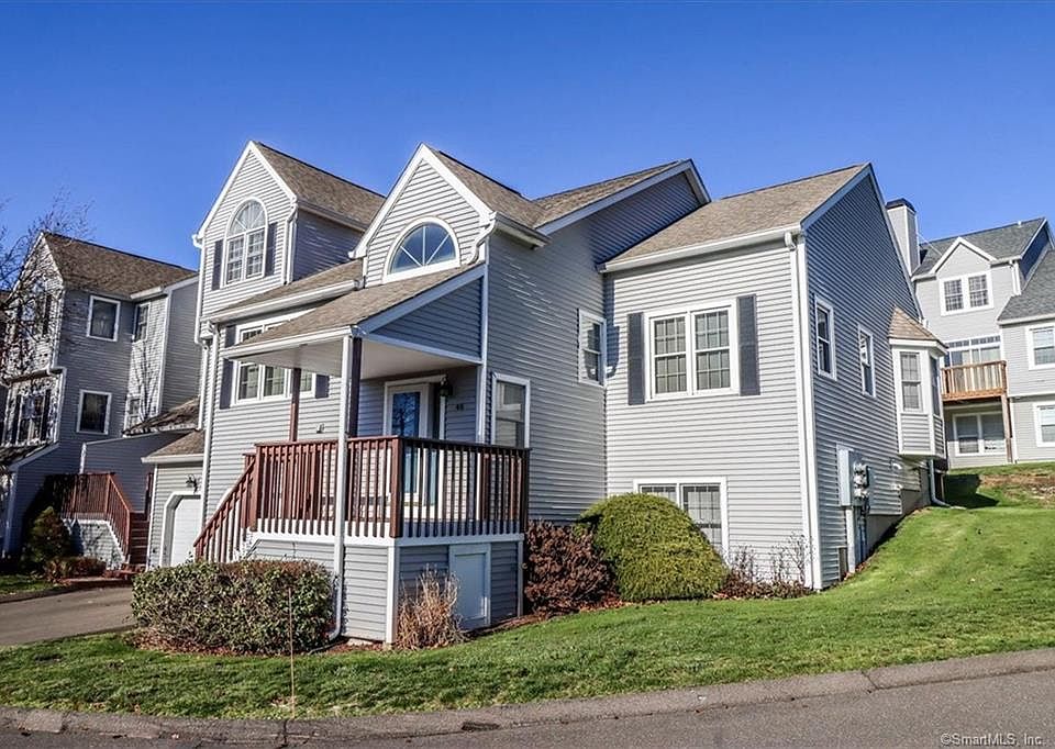 1st image of 46 Katherine Ct #46