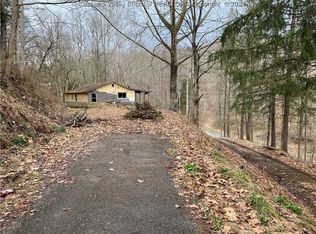 46 Traveler Dr, South Charleston, WV 25309