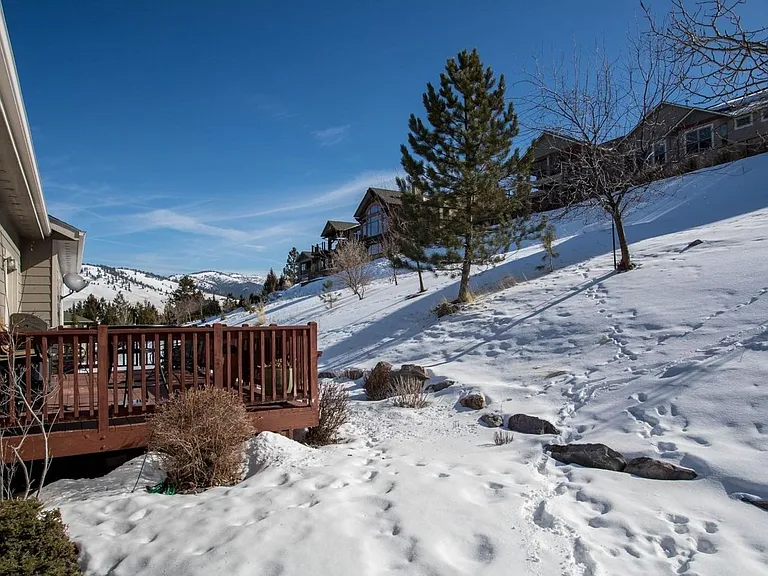 5206 Laree Ct — Photo 9