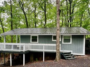 511 Snowflake Ln, Shickshinny, PA 18655