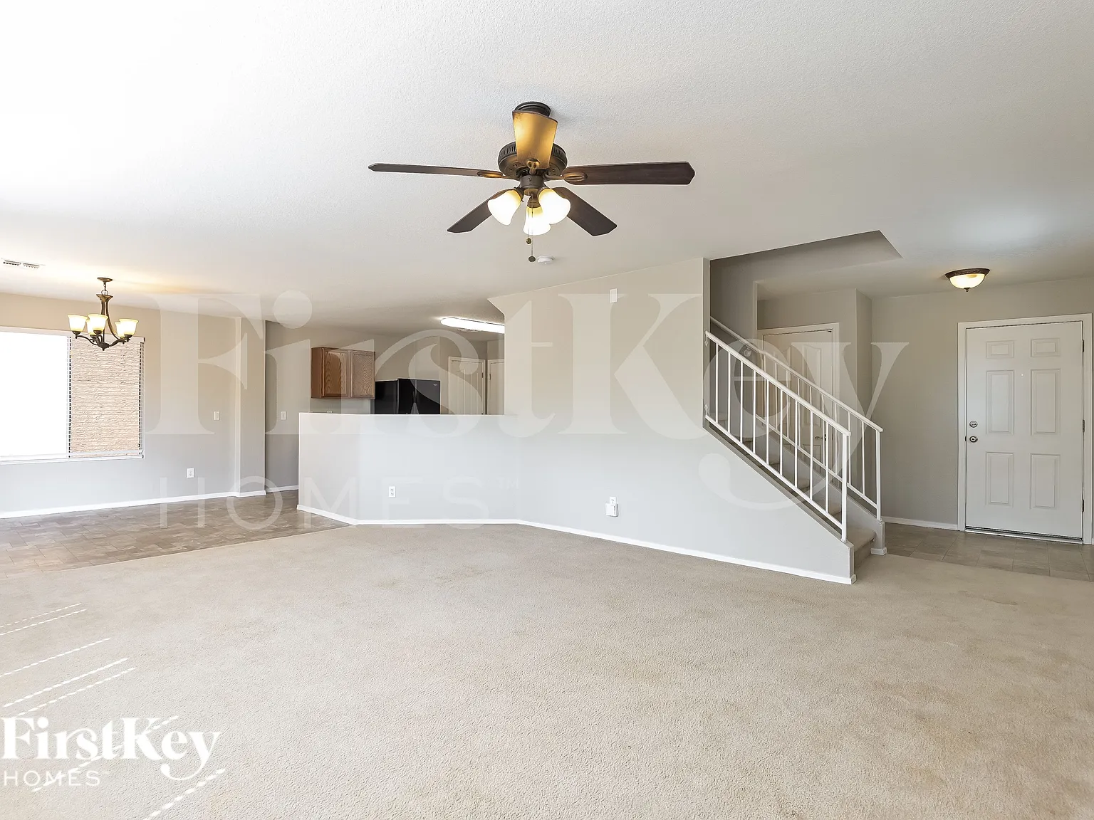 3 bed, 2.5 bath, 1627 sqft, $2,220 — Photo 2