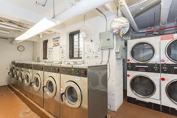 Sold by Keller Williams Realty Landmark | media 15