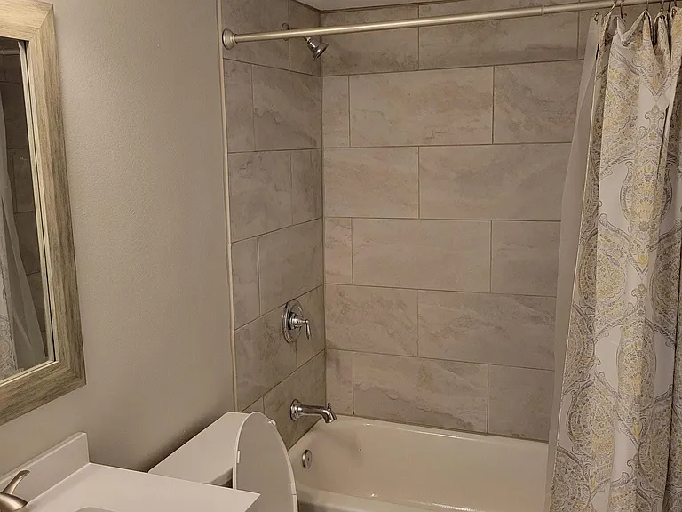 5916 Lago Vista Way #B — Photo 12