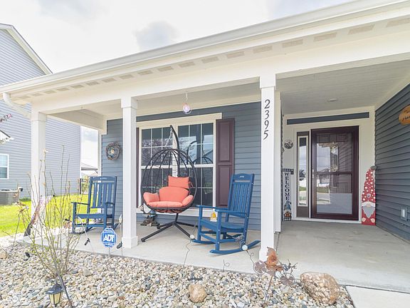 3rd image of 2395 Silver Spoon Dr