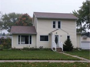 1704 9th St NE, Rochester, MN 55906