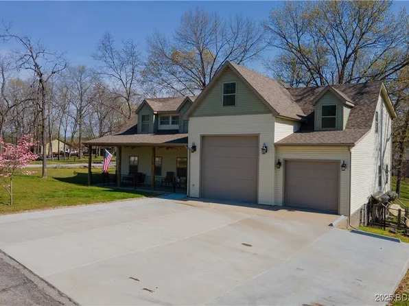 17 Stuckel Bnd, Climax Springs, MO 65324