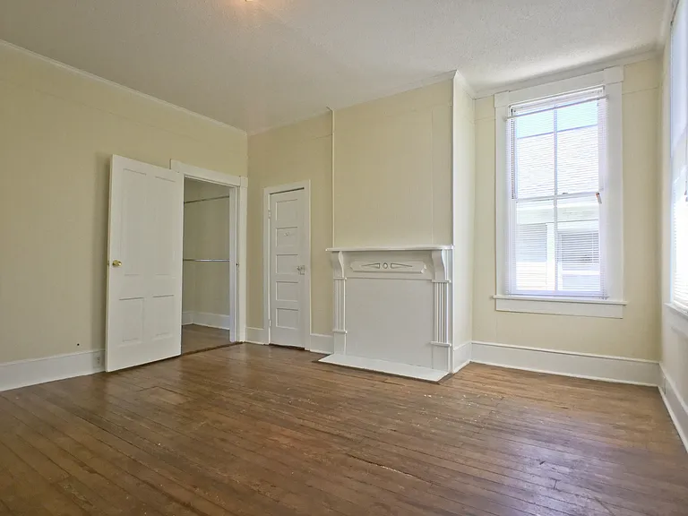 407 E Park Ave — Photo 7
