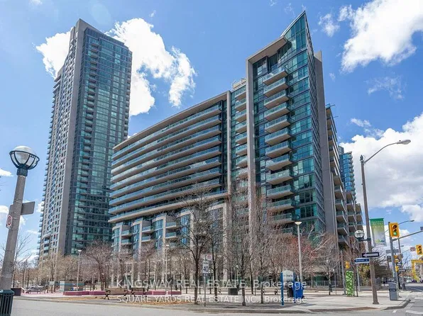 209 Fort York Blvd, Toronto, ON
