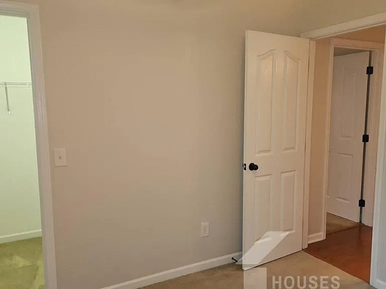 317 Millervale Rd — Photo 10
