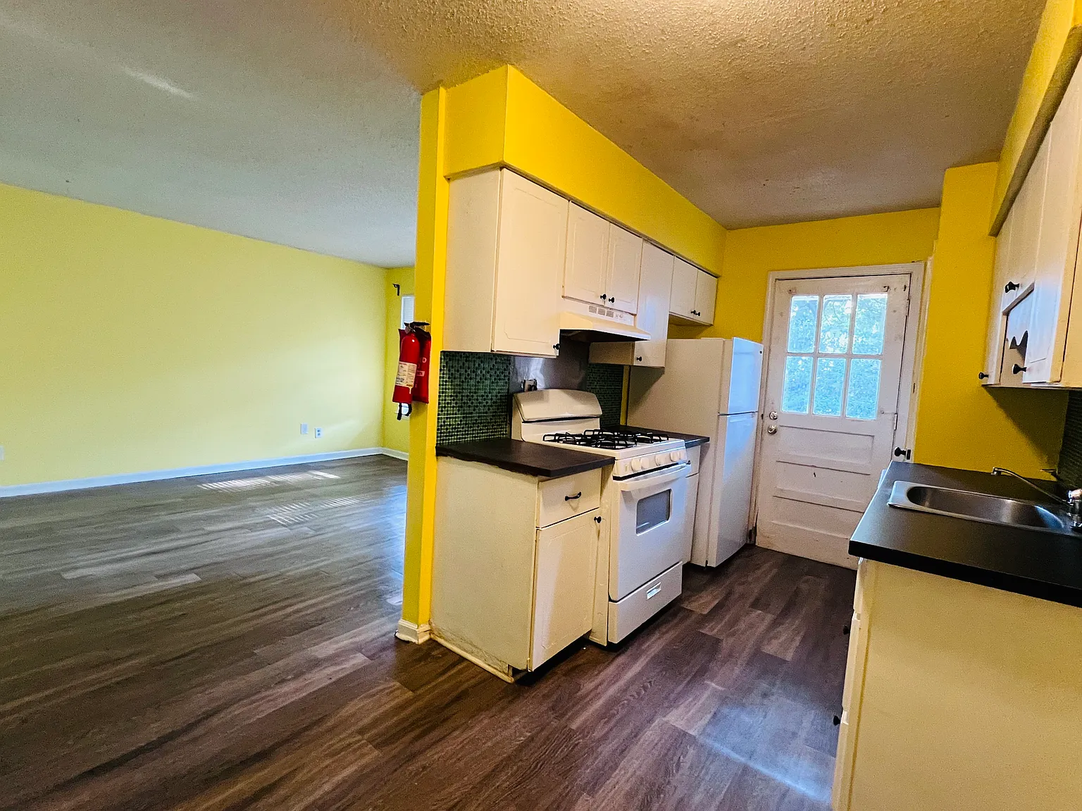 1 bed, 680 sqft, $599 — Photo 4