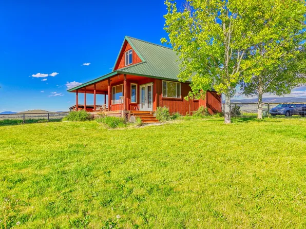 1348 Haystack Ln, Stevensville, MT 59870