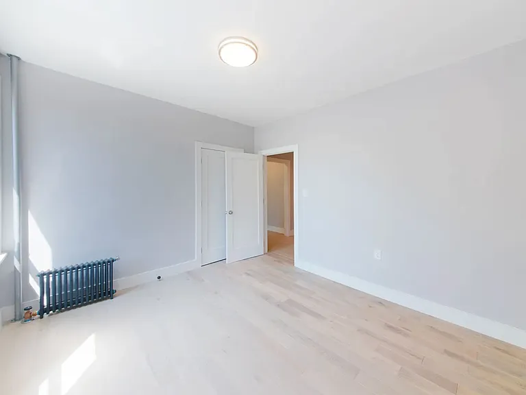 4119 Barnes Ave #2P — Photo 7