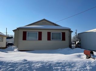 1307 Lawndale Ave, Racine, WI 53403